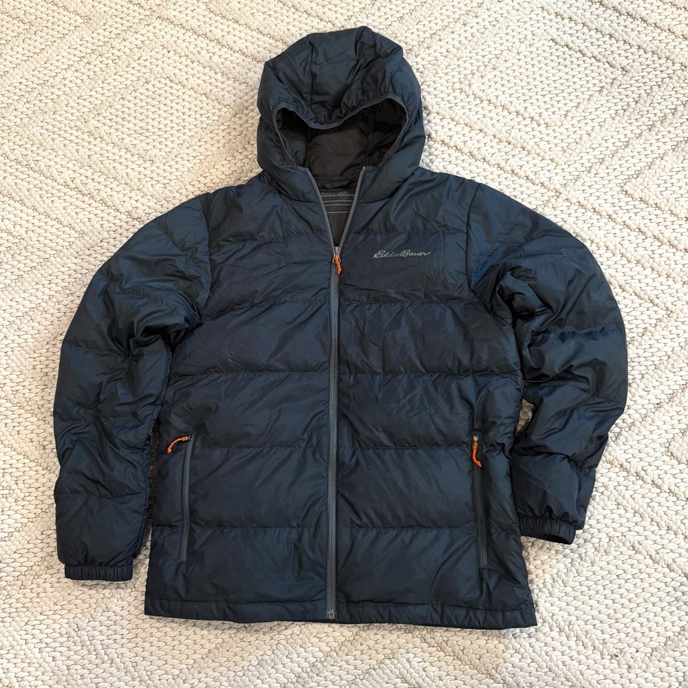 Eddie Bauer Men’s Medium Navy Puffer Jacket